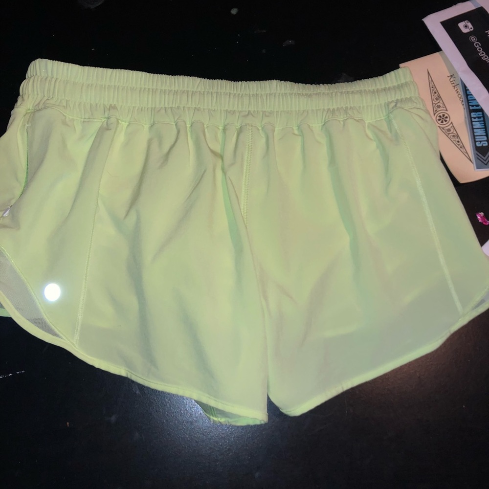 Lulu lemon hottie hot short 2